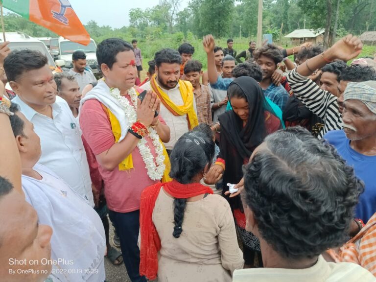 सरकार की विफलता और क्षेत्रीय विधायक की भ्रष्टाचार की चादर को जन-जन तक पहुंचकर बेनकाब करेंगे – महेश गागड़ा,,,,,,,,,,,,,,,,,,,,,,,,,,,,,,,,, भोपाल पटनम से मूर्गेश शेट्टी की रिपोर्ट,,,,,,