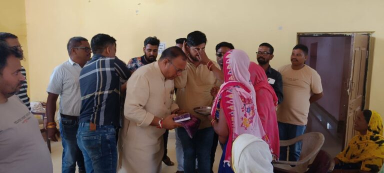 युकां ने श्रमिक और किसानों का सम्मान कर मनाया मुख्यमंत्री भुपेश बघेल जी का जन्मदिन ,,,,,, दीपक मरकाम की रिपोर्ट,,,,,,,,,,,,,,,,