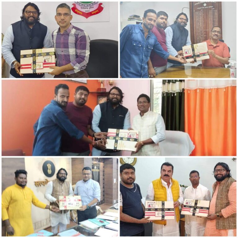 **बतौर मुक्ति मोर्चा सायोजक,जोगी कांग्रेस जे जिला अध्यक्ष नवनीत चांद की अनूठी पहल,सभी राजनीतिक दलों के जिला प्रतिनिधि एवं  प्रशासिक  अधिकारियों से दीपावली की शुभकामनाएं प्रेषित कर ,श्रेष्ठ बस्तर के निर्माण हेतु सयुक्त संघर्ष की  रखी अपील🏹(जय बस्तर)- भरत कश्यप**दीपक मरकाम की रिपोर्ट*