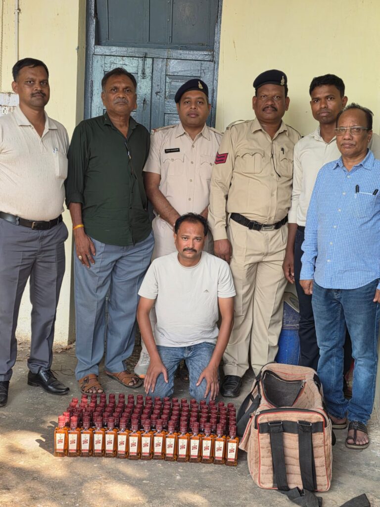 *बीजापुर में आबकारी विभाग की बड़ी कार्रवाई : 18.72 बल्क लीटर अवैध विदेशी शराब जब्त*,,,,,,,,,,,,,,,,,,,,,,,,,,* बीजापुर जिले से दीपक मरकाम की खबर*