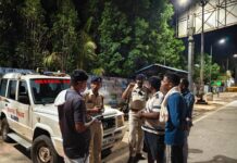 * यातायात प्रभारी उप निरीक्षक केशव ठाकुर के नेतृत्व में 23 प्रकरण दर्ज किए गए, नियमों का उल्लंघन करने वाले वाहन चालकों के विरुद्ध ,विशेष चेकिंग अभियान चलाया गया* बीजापुर जिले से दीपक मरकाम की खबर